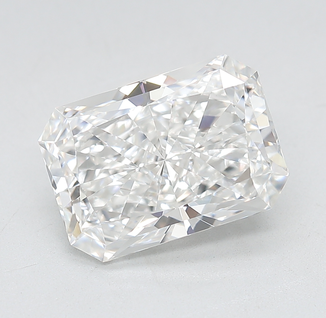 3 Carat · E · VVS2 Rare Carat Ideal Cut